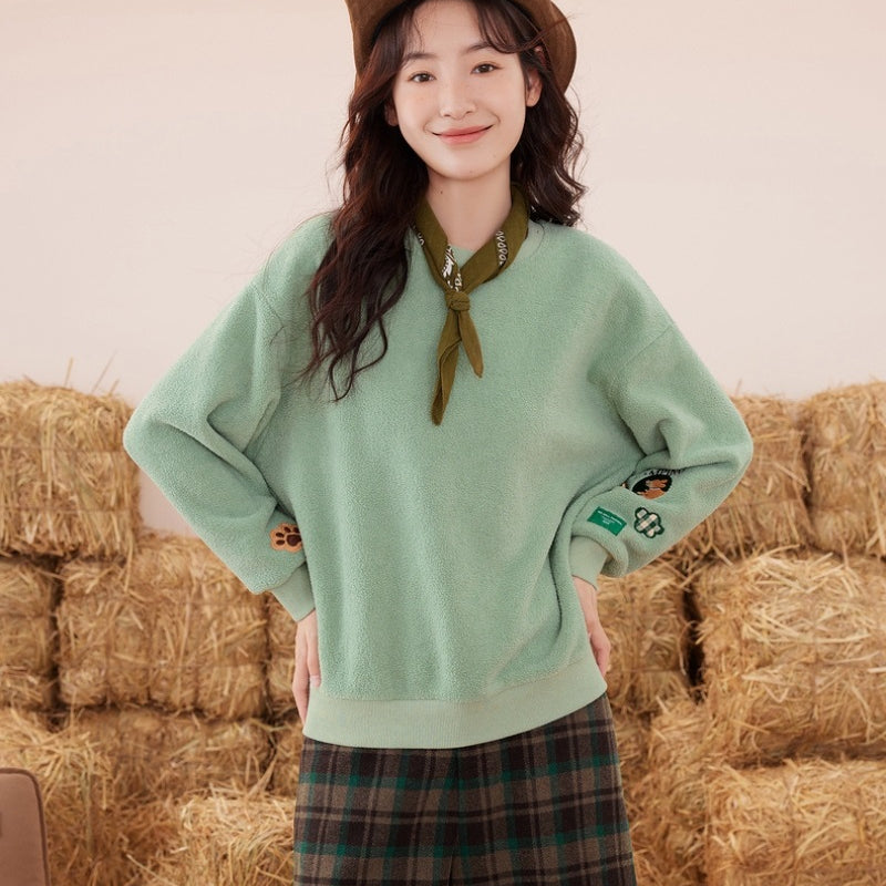 Pull en matière Pilou Pilou de couleur vert