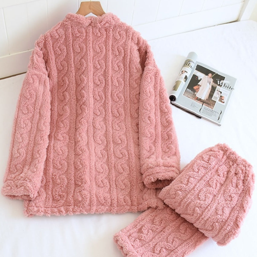 Ensemble pyjama en matière polaire pour femme