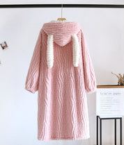 Peignoir en matière Pilou Pilou de couleur rose clair