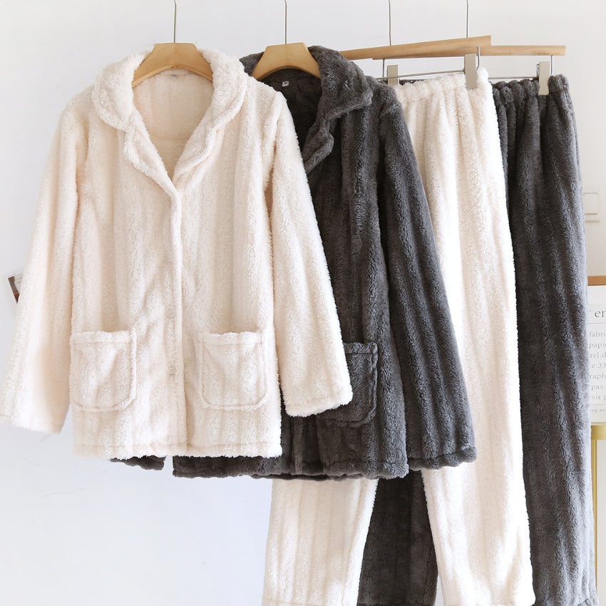 Pyjama blanc en Pilou Pilou pour femme 2 pièces